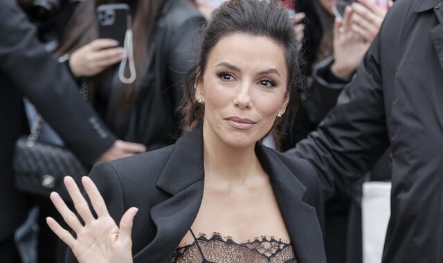 Eva Longoria: Η φωτογραφία με μαγιό που προκάλεσε καλοκαιρινή νοσταλγία