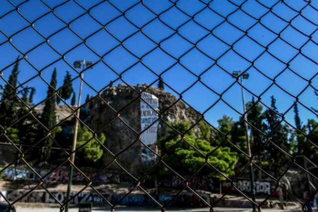 Λόφος Στρέφη: Ένταση και 7 προσαγωγές