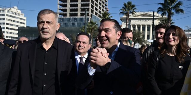 Αλέξης Τσίπρας για Θεοφάνεια: “Ανάγκη για περισσότερο φως, ιδίως τα τελευταία χρόνια που περπατάμε στο σκοτάδι”