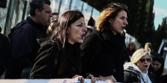 ΟΛΜΕ-ΔΟΕ: 24ωρη απεργία καθηγητών και δασκάλων την Τετάρτη