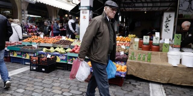 Οι επτά παρεμβάσεις: Τι ισχύει για ΦΠΑ, αγρότες, συντάξεις, ρυθμίσεις και εξωδικαστικό