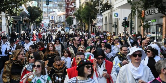 “Τονωτική ένεση” οι Απόκριες για πολλούς προορισμούς – Τη σκυτάλη δίνει το Ρεθεμνιώτικο Καρναβάλι