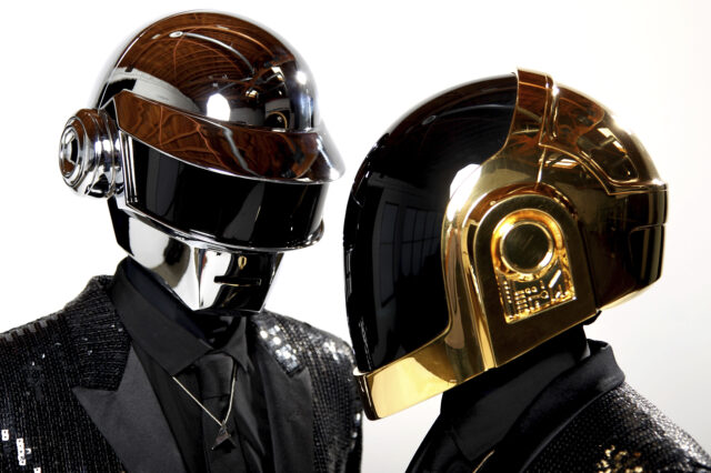 Daft Punk: Ακούστε το ακυκλοφόρητο τραγούδι με τίτλο “The Writing of Fragments of Time”