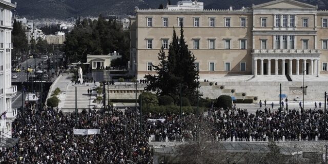 ΓΣΕΕ – ΑΔΕΔΥ: 24ωρη πανελλαδική απεργία την Πέμπτη 16 Μαρτίου