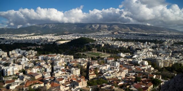 Καιρός Αθήνα: Σχεδόν αίθριος στην Αττική