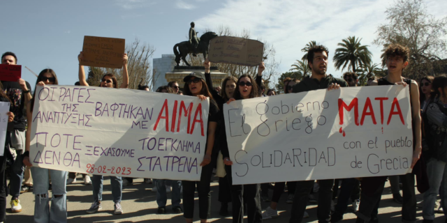 Δυστύχημα στα Τέμπη: Κινητοποιήσεις Ελλήνων σε 13 πόλεις του εξωτερικού