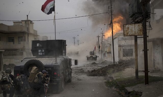 Είκοσι χρόνια μετά την εισβολή στο Ιράκ: “Ό,τι και να έρθει δεν μπορεί να είναι χειρότερο από αυτό που ζήσαμε”
