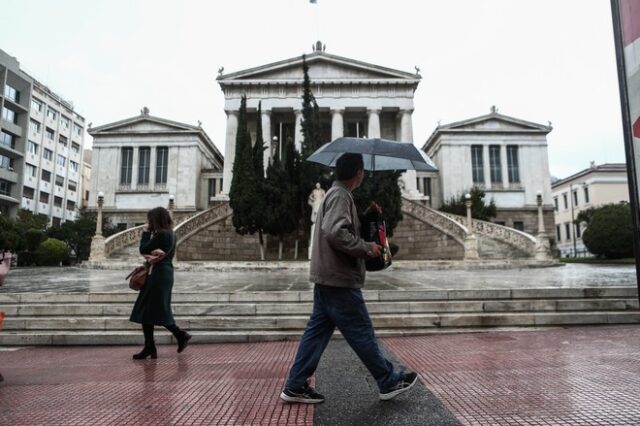 Καιρός Αθήνα: Βροχές και καταιγίδες τη Μεγάλη Δευτέρα