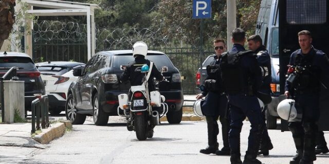 Γιώργος Καραϊβάζ: Την Τετάρτη απολογούνται οι 2 συλληφθέντες – Είχαν κάνει πρόβα μια μέρα πριν τη δολοφονία