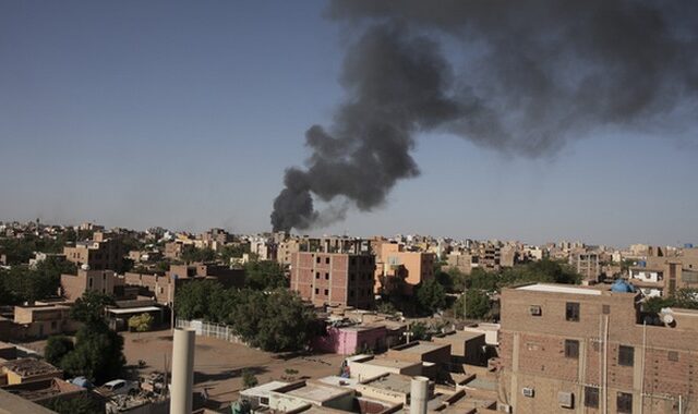 Σουδάν: Συνεχίζονται οι συγκρούσεις παρά τις ελπίδες για κατάπαυση του πυρός