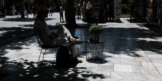 Γεμάτη τουρίστες η Αθήνα όχι όμως και τα ξενοδοχεία της – Πού μένουν οι επισκέπτες της πρωτεύουσας