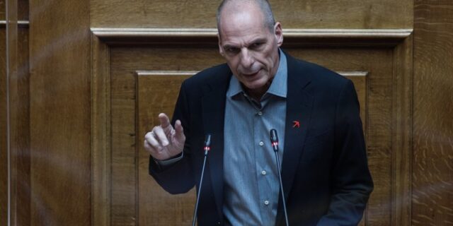 Βαρουφάκης: “Φύκια για μεταξωτές κορδέλες” το πρόγραμμα του ΣΥΡΙΖΑ για την πρώτη κατοικία