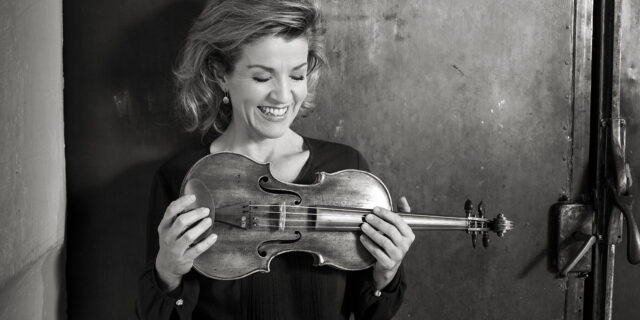 Η θρυλική βιολονίστρια Anne-Sophie Mutter στο News 24/7: “Ο Όμηρος διαμόρφωσε τη ζωή μου”