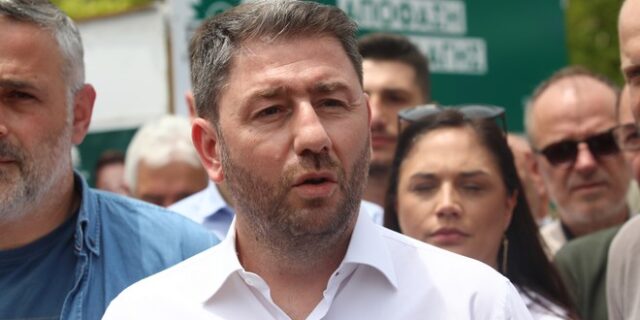 Ανδρουλάκης: “Τον παλαιοκομματισμό της δεξιάς δεν τον ανεχόμαστε”