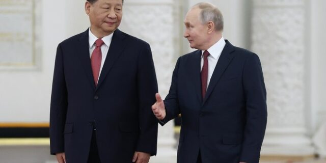Ρωσία: “Γυμνός βασιλιάς” ο Πούτιν απέναντι στην Κίνα μετά την ανταρσία της Wagner