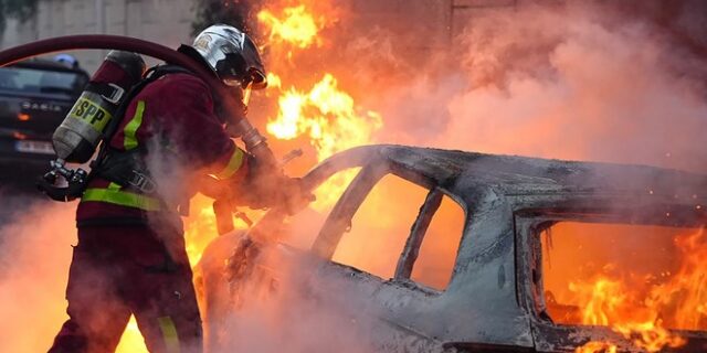 Γαλλία: Οργή στο Παρίσι για τον θάνατο 17χρονου από σφαίρα αστυνομικού