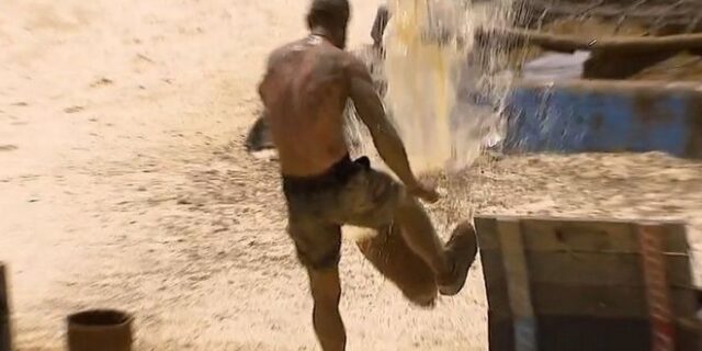 Survivor All Star: Η κλωτσιά του Τάκη “τίναξε στον αέρα” τον αγώνα – Απίστευτη ένταση στον στίβο μάχης