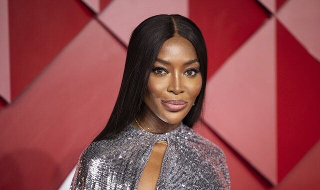 Naomi Campbell: Έγινε για δεύτερη φορά μαμά στα 53 και στέλνει το μήνυμά της – “Ποτέ δεν είναι αργά”