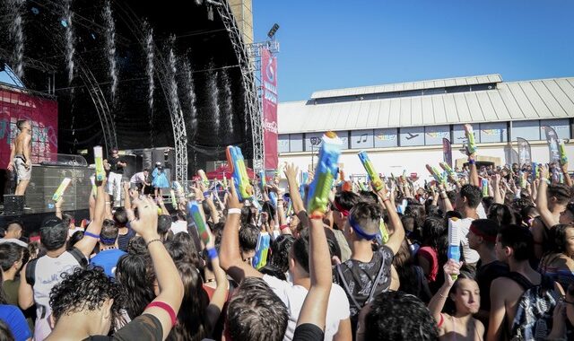 Waterboom Festival 2023: “Λιποθυμούσαν τα παιδιά δίπλα μας, έπεφταν σαν μύγες” περιέγραψε η Ζωή Κρονάκη