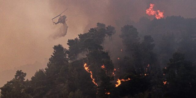 Φωτιές: Τα πύρινα μέτωπα από την Κέρκυρα μέχρι τη Ρόδο – Χάρτες