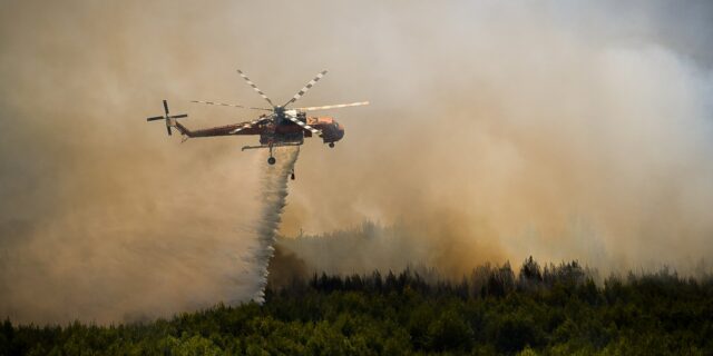 Φωτιές: Συναγερμός σήμερα σε έξι περιφέρειες – Σε επιφυλακή για αναζωπυρώσεις στην Ηλεία