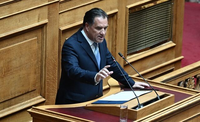 Γεωργιάδης: Θα υπάρξει ρύθμιση για τους οφειλέτες στον ΕΦΚΑ που δεν μπορούν να βγουν στην σύνταξη