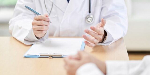 ΕΟΠΥΥ: Λύση σύμβασης με 50 γιατρούς λόγω υπερσυνταγογράφησης