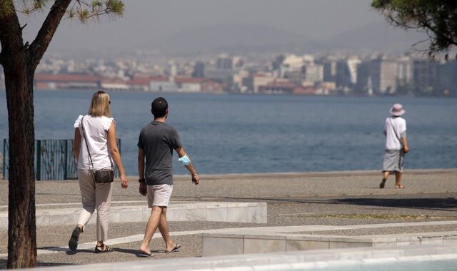 Θεσσαλονίκη: Ανοίγουν κλιματιζόμενες αίθουσες για τον καύσωνα “Κλέων”