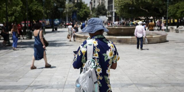 Καύσωνας: Πώς θα κινηθεί τις επόμενες ώρες το τρίτο κύμα ζέστης – LIVE ΧΑΡΤΗΣ