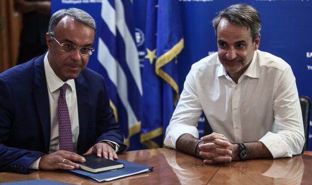 Μητσοτάκης: “Ανάγκη να επενδύσουμε στον σιδηρόδρομο του μέλλοντος”