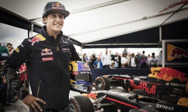 Patrick Friesacher: Ο κορυφαίος οδηγός Showrun της Red Bull Racing επαναπροσδιορίζει την ταχύτητα