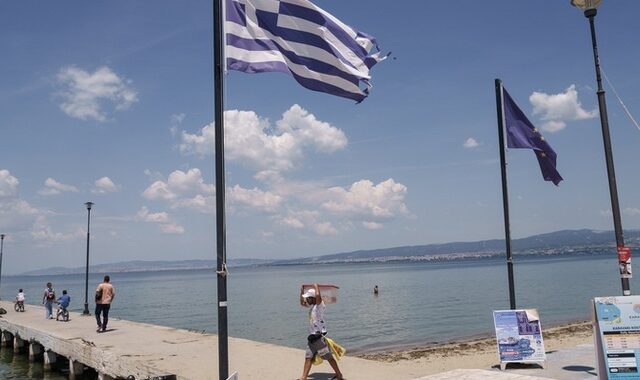 Θεσσαλονίκη: 19χρονος έμεινε παράλυτος μετά από βουτιά στην Περαία