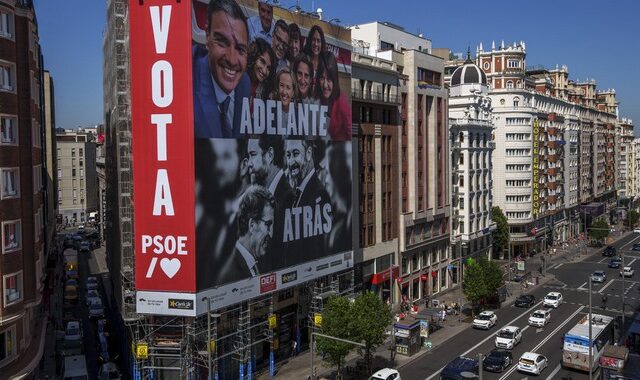 Εκλογές στην Ισπανία: Η ακροδεξιά φλερτάρει για πρώτη φορά με την εξουσία μετά τη δικτατορία