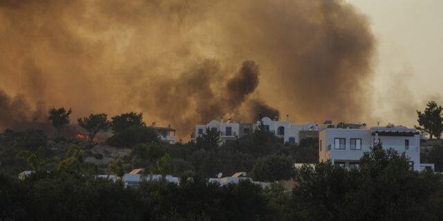 Η ΤUI σταματά να στέλνει τουρίστες σε 41 ξενοδοχεία στη νότια Ρόδο