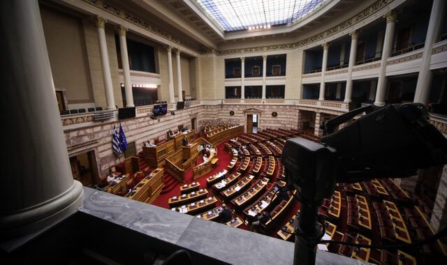 ΣΥΡΙΖΑ: “Όχι” στο νομοσχέδιο – εξπρές για την ψήφο των απόδημων