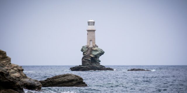 Οι εντυπωσιακοί φάροι της Ελλάδας και η ιστορία τους