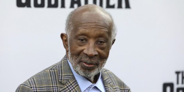 Clarence Avant: Πέθανε ο “νονός της μαύρης μουσικής”