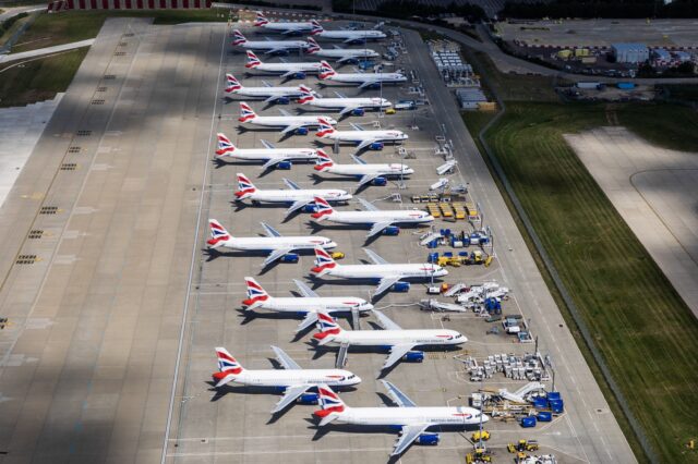 Βρετανία: Αεροπορικό χάος – Κατέρρευσε το σύστημα ελέγχου