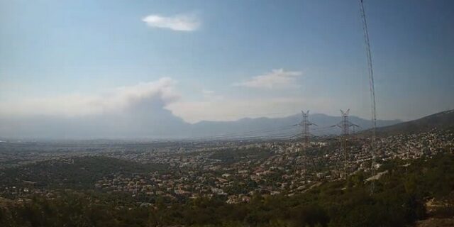 Timelapse βίντεο: Η εξέλιξη της φωτιάς στην Πάρνηθα