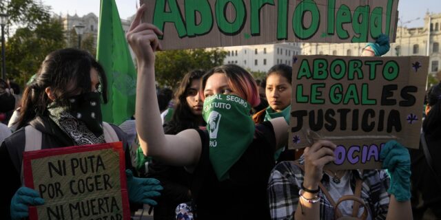 Περού: Επέτρεψαν την άμβλωση σε 11χρονη, θύμα βιασμού, μετά από πιέσεις του ΟΗΕ