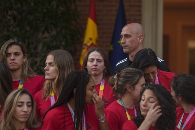 Εθνική Ισπανίας: Αποχή μέχρι να παραιτηθεί ο Ρουμπιάλες αποφάσισαν οι παίκτριες – Τι απαντά η Ομοσπονδία