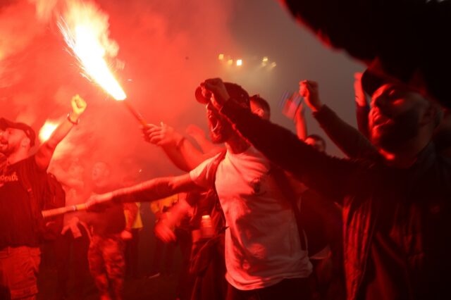 Θεσσαλονίκη: Συνελήφθη 32χρονος που άναψε πυρσούς κατά τη διάρκεια ποδοσφαιρικού αγώνα