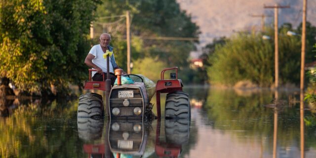 Αρτοποιός: “Στην Καρδίτσα δεν υπάρχουν εγκλωβισμένοι, μόνο οικειοθελώς παραμένοντες”