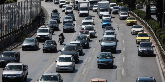 Κίνηση στους δρόμους της Αθήνας