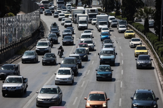 Κίνηση στους δρόμους της Αθήνας