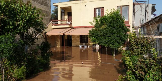 Αρτοποιός για πλημμύρες: Συνεχείς και αδιάλειπτες οι επιχειρήσεις της Πυροσβεστικής