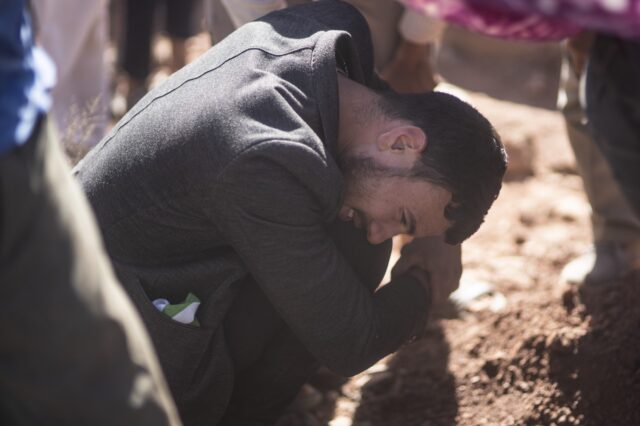 Σεισμός στο Μαρόκο: Πάνω από 2.000 νεκροί – Αγωνιώδεις προσπάθειες για τον εντοπισμό επιζώντων στα ερείπια