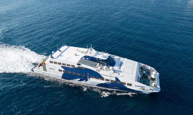 Η SEAJETS συγχαίρει το πλήρωμα του ‘SUPER JET’ για τη διάσωση στο λιμάνι της Μήλου