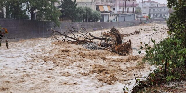 ΔΕΔΔΗΕ: Προβλήματα ηλεκτροδότησης σε Μαγνησία και Σποράδες – “Μην αγγίζετε αγωγούς και κολόνες”