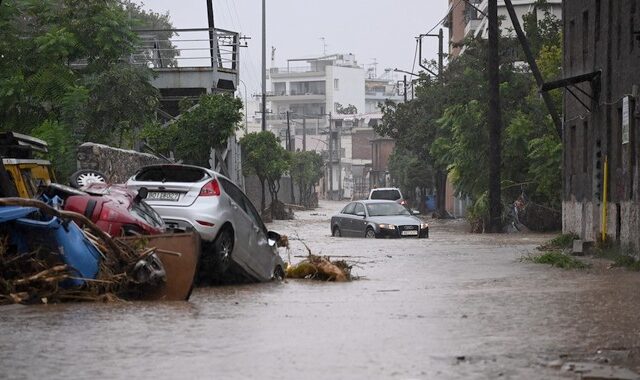 Κακοκαιρία: Χάος στη Μαγνησία, προβλήματα στην Εύβοια – Αγωνία για τον 42χρονο, άγνωστο αν υπάρχουν άλλοι αγνοούμενοι